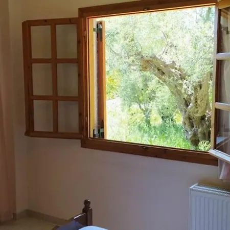 Holiday home Greek Village Life By The Sea Marathias (Fokida)